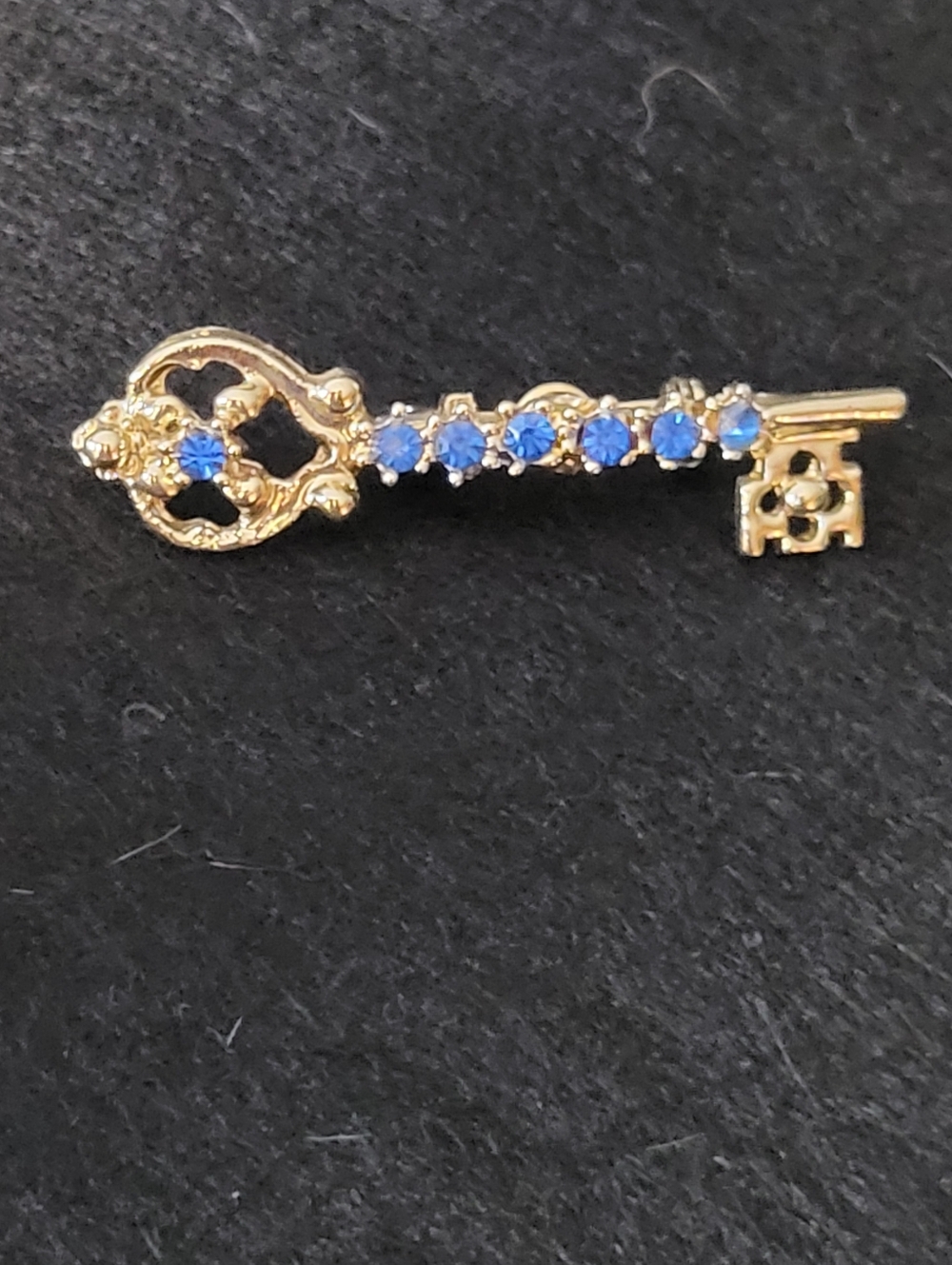 Vintage Brooch Assortment - Picture 3 of 8